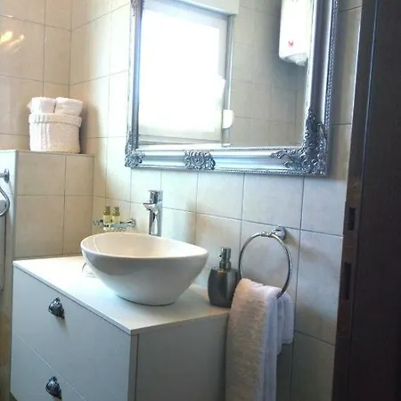 Kristina Apartment *